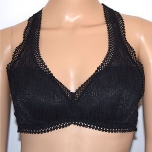 Victoria’s Secret lightly lined Black Lace Bralette